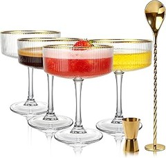 Las mejores copas coupé para disfrutar de cócteles clásicos